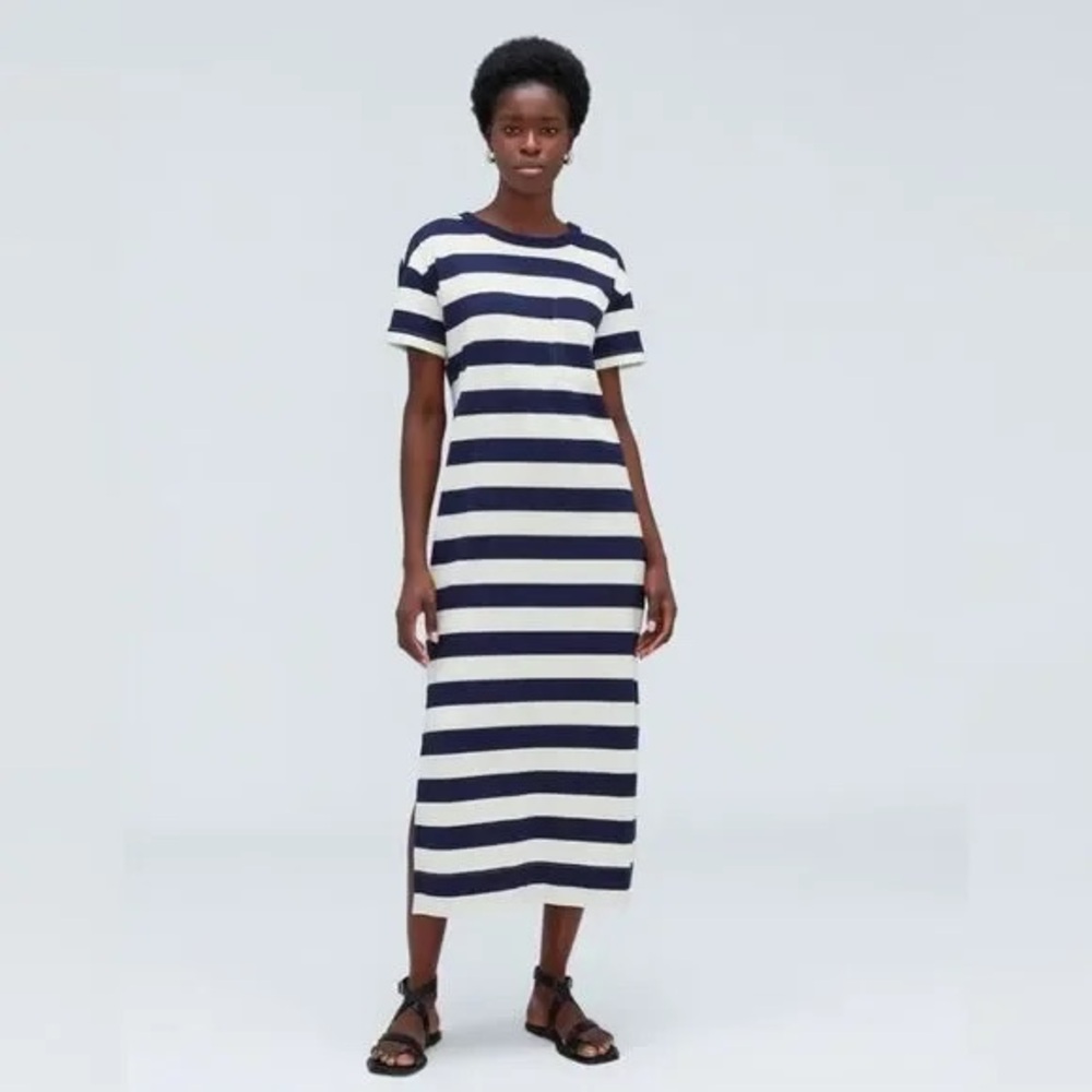 Everlane Organic Cotton Weekend Maxi Dress in Navy & White Stripes with Pocket